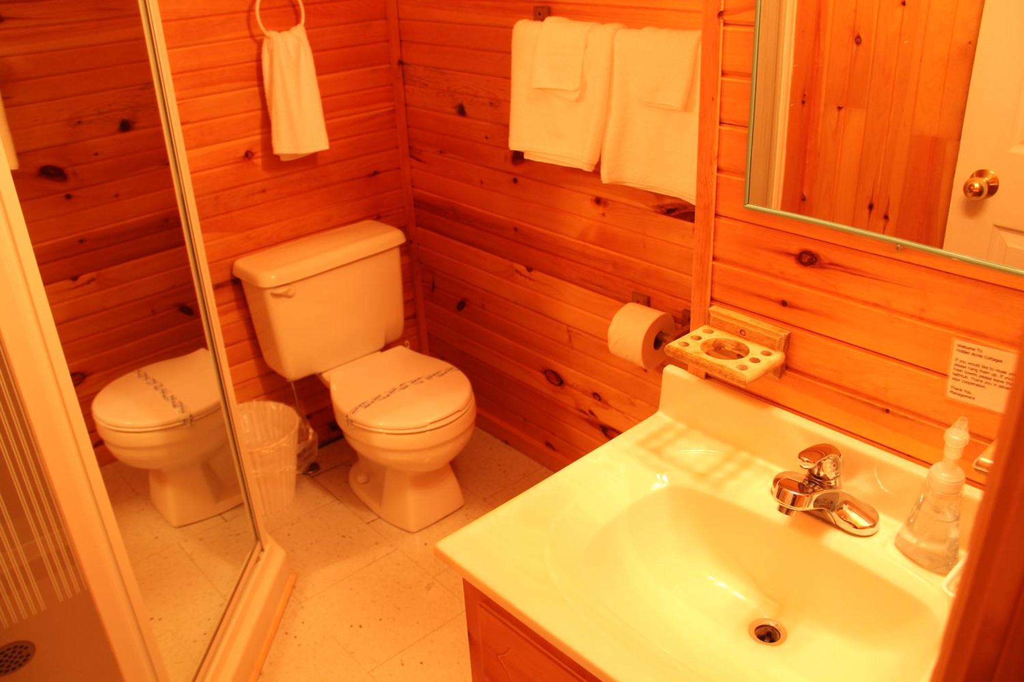 Hidden Acres Cottages Cavendish Chambre photo