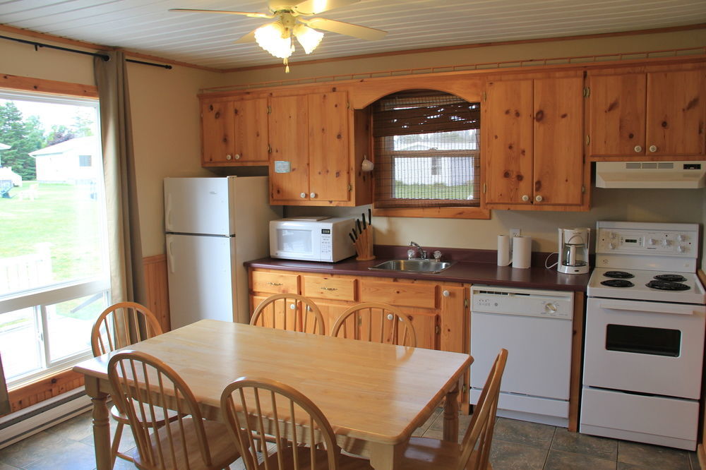 Hidden Acres Cottages Cavendish Extérieur photo