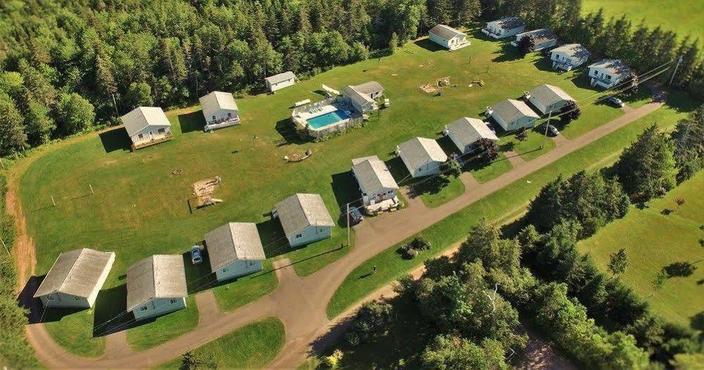 Hidden Acres Cottages Cavendish Extérieur photo