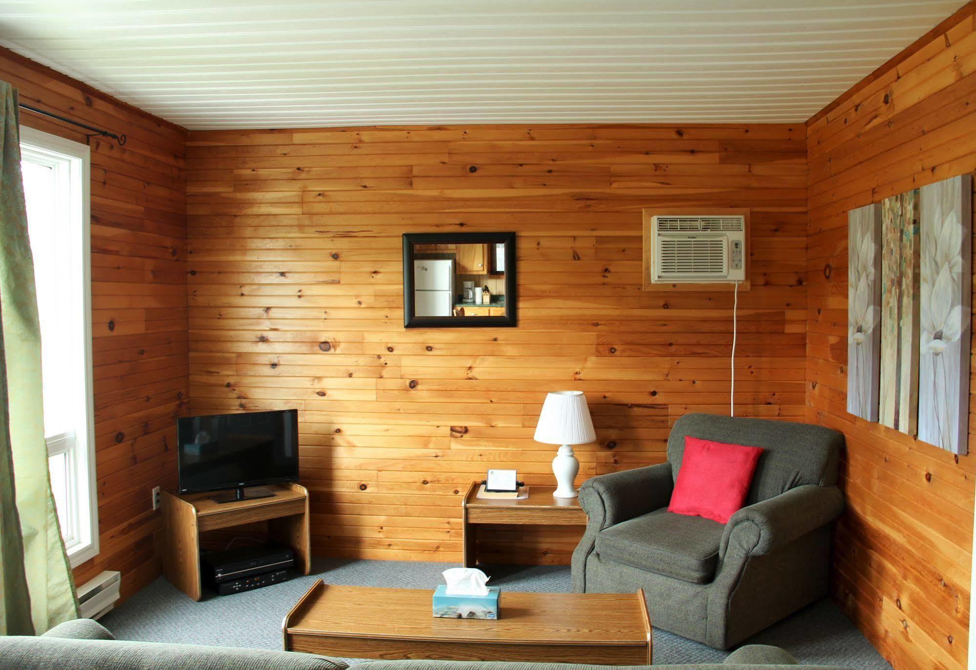 Hidden Acres Cottages Cavendish Extérieur photo