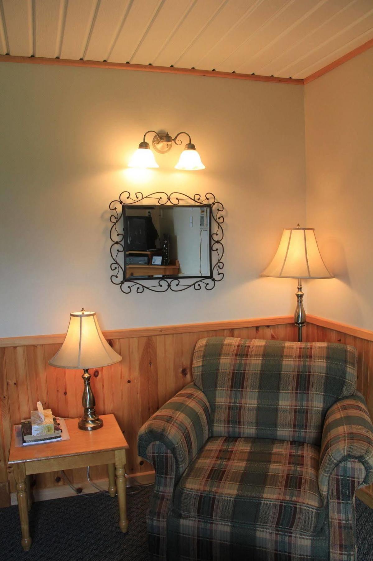 Hidden Acres Cottages Cavendish Extérieur photo
