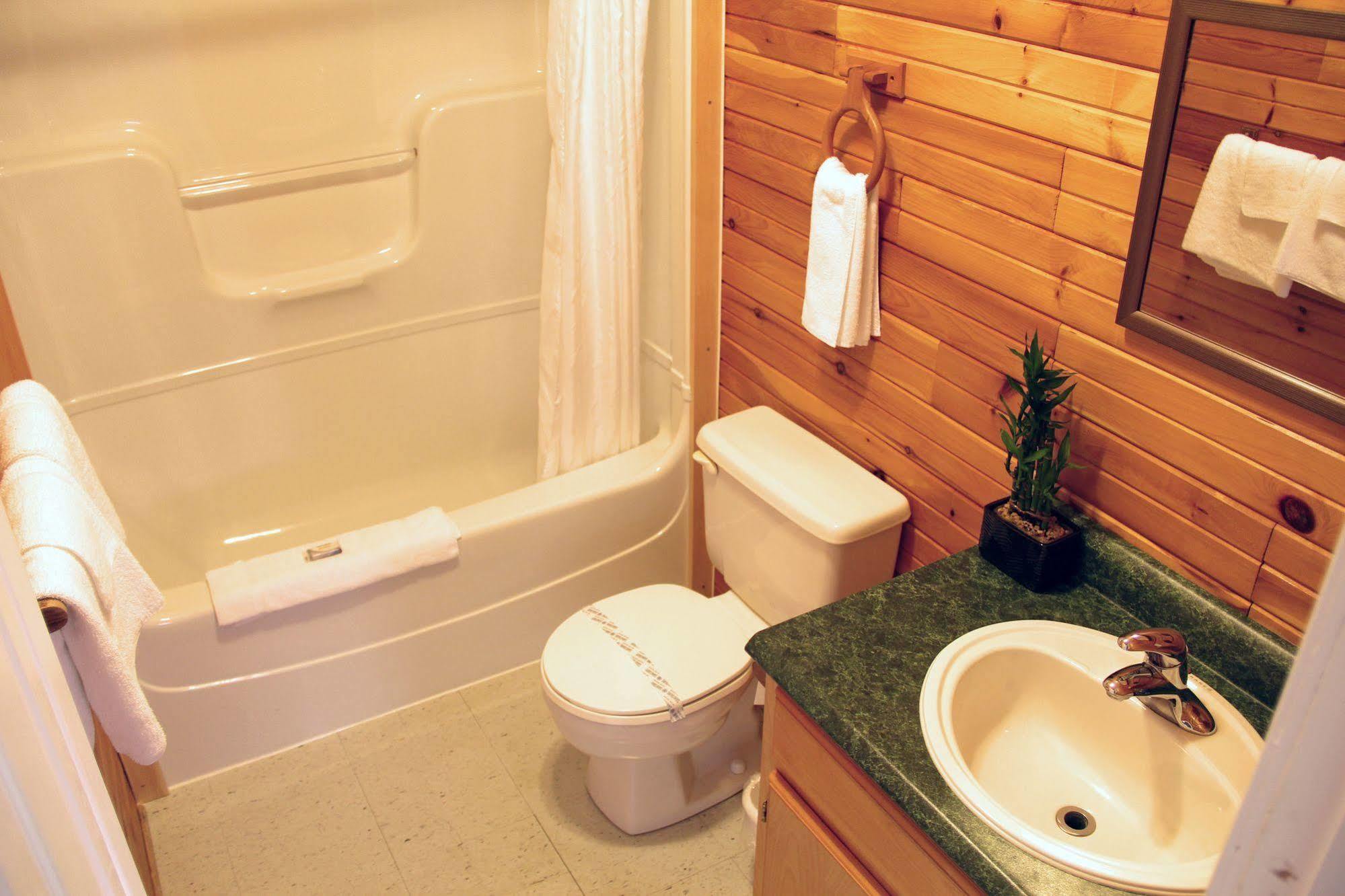 Hidden Acres Cottages Cavendish Extérieur photo