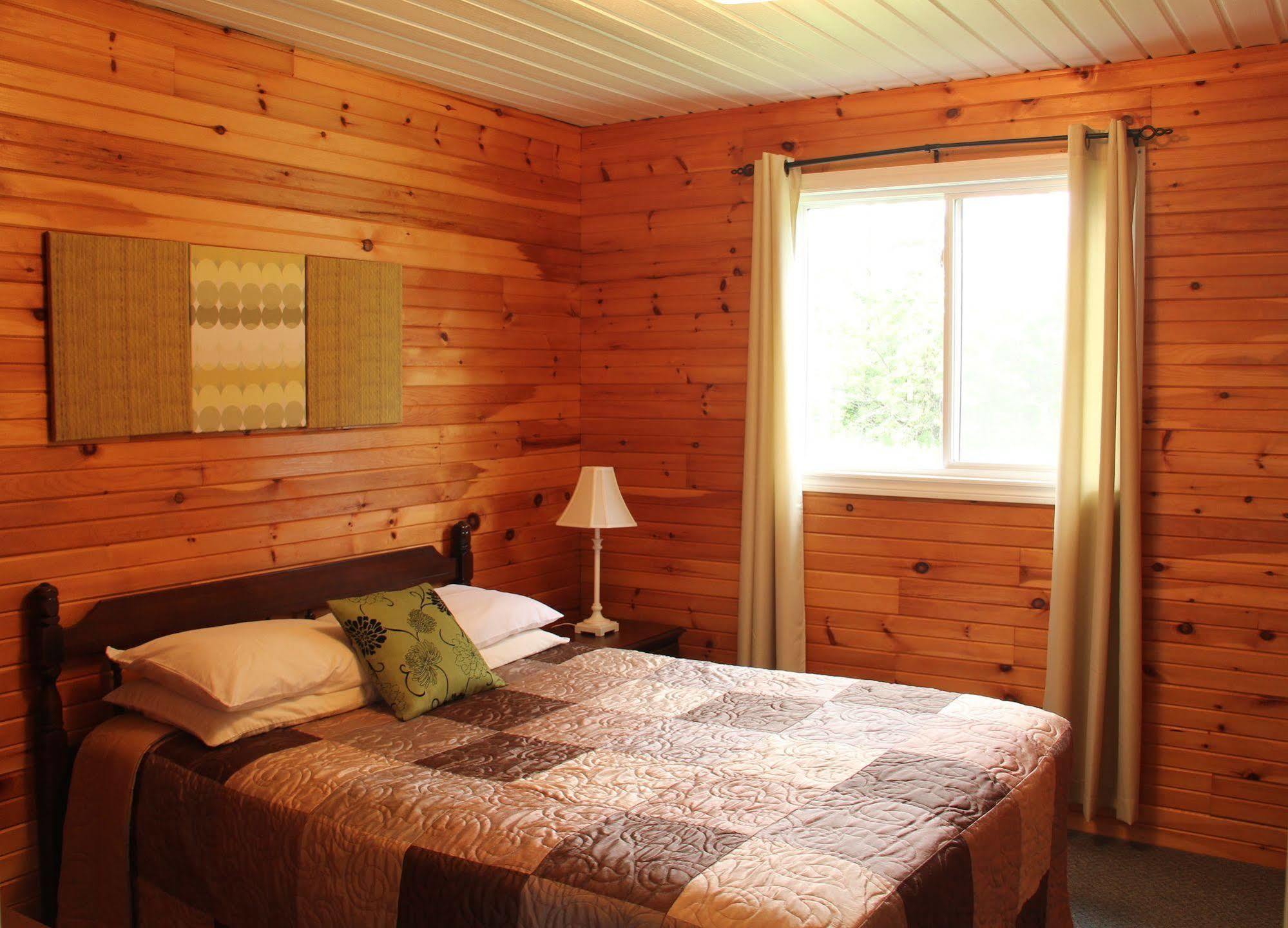 Hidden Acres Cottages Cavendish Extérieur photo