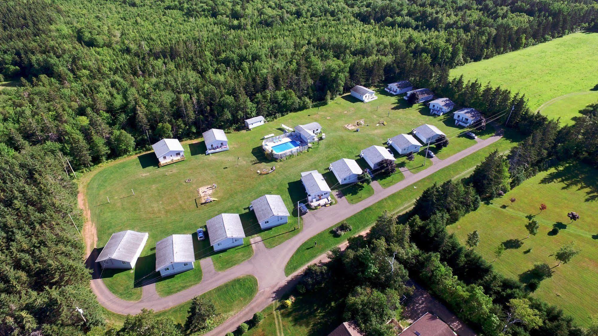 Hidden Acres Cottages Cavendish Extérieur photo
